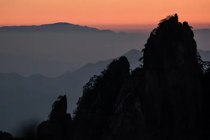 Framed Print : lion peak view point, Huangshan (Yellow Mountains), Eastern China Framed Print : lion peak view point, Huangshan (Yellow Mountains), Eastern China