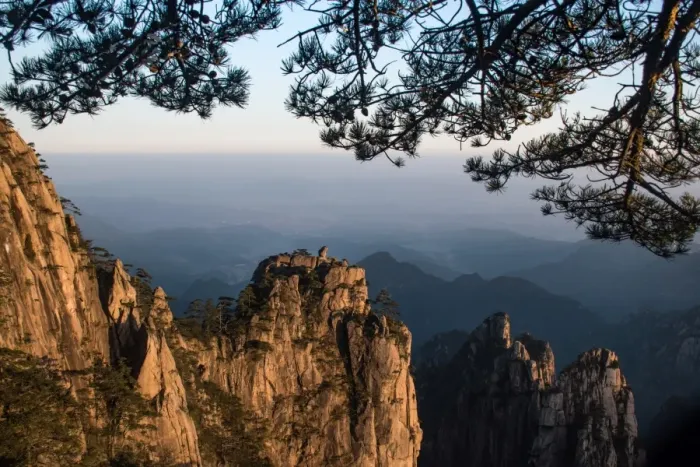 Framed Print : lion peak view point, Huangshan (Yellow Mountains), Eastern China Framed Print : lion peak view point, Huangshan (Yellow Mountains), Eastern China