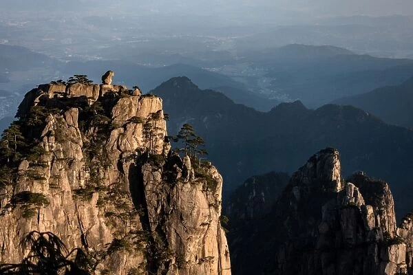 lion peak view point, Huangshan (Yellow Mountains), Eastern China