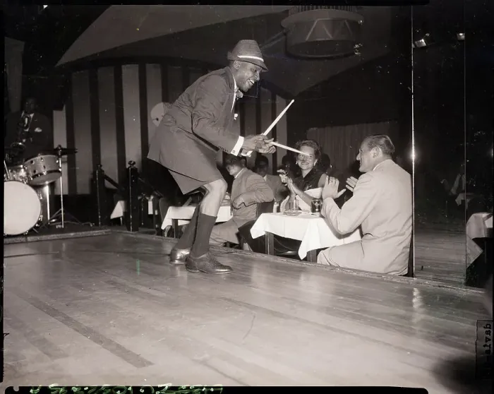 Framed Print : Lionel Hampton Singing at the Music Box Framed Print : Lionel Hampton Singing at the Music Box
