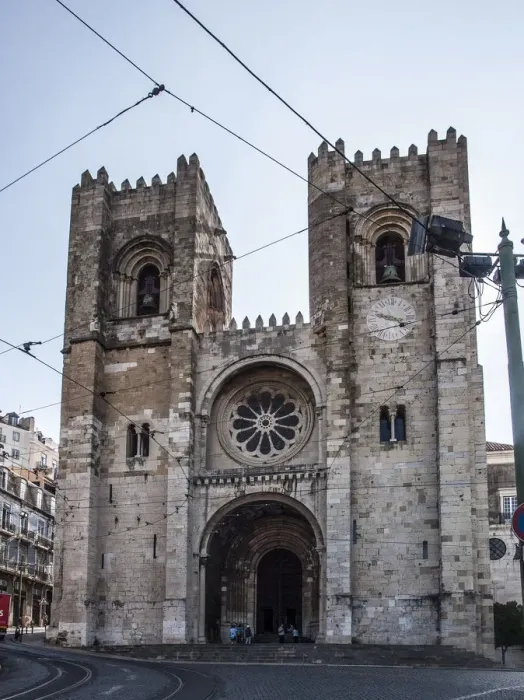Framed Print : Lisbon Cathedral Framed Print : Lisbon Cathedral
