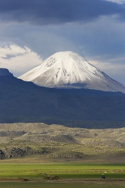 Little Ararat, Mount Sis or Lesser Ararat, Kucuk Agri Dagi, Dogubayazit, Dogubeyazit, Dogubeyazit, Agri province, Agri, Eastern Anatolia Region, Anatolia, Turkey