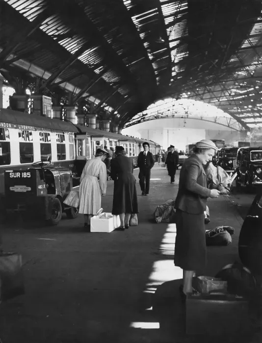 Framed Print : Liverpool Lime Street Station Framed Print : Liverpool Lime Street Station