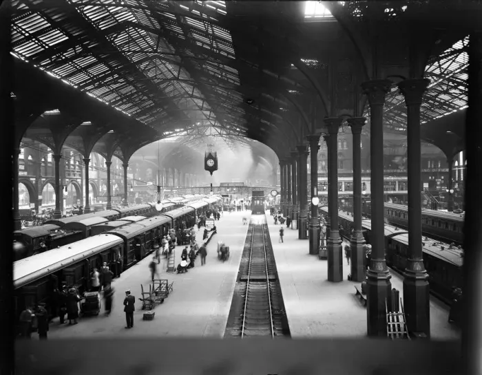 Framed Print : Liverpool Street Framed Print : Liverpool Street