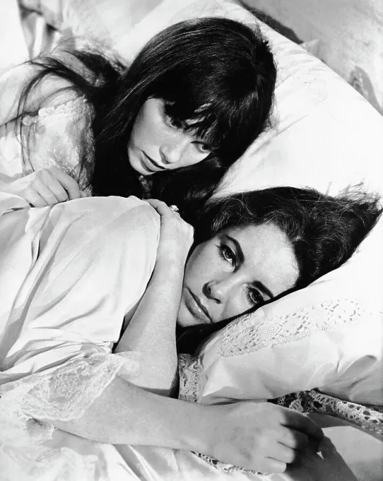 Framed Print : Liz Taylor, Mia Farrow In Movie Still Framed Print : Liz Taylor, Mia Farrow In Movie Still