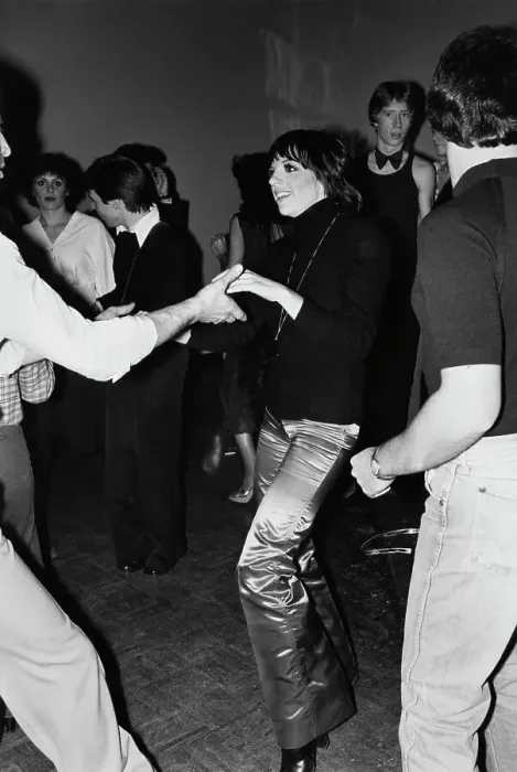 Framed Print : Liza Minnelli Hits The Floor At Studio 54 Framed Print : Liza Minnelli Hits The Floor At Studio 54