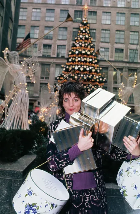 Framed Print : Liza Minnelli Holding Christmas Presents Framed Print : Liza Minnelli Holding Christmas Presents