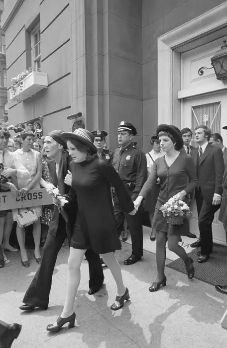Framed Print : Liza Minnelli Leaving Funeral Home Framed Print : Liza Minnelli Leaving Funeral Home