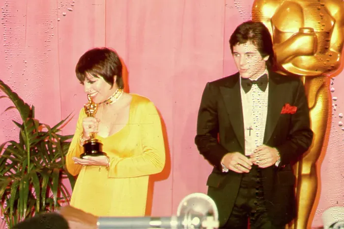 Framed Print : Liza At The Oscars Framed Print : Liza At The Oscars