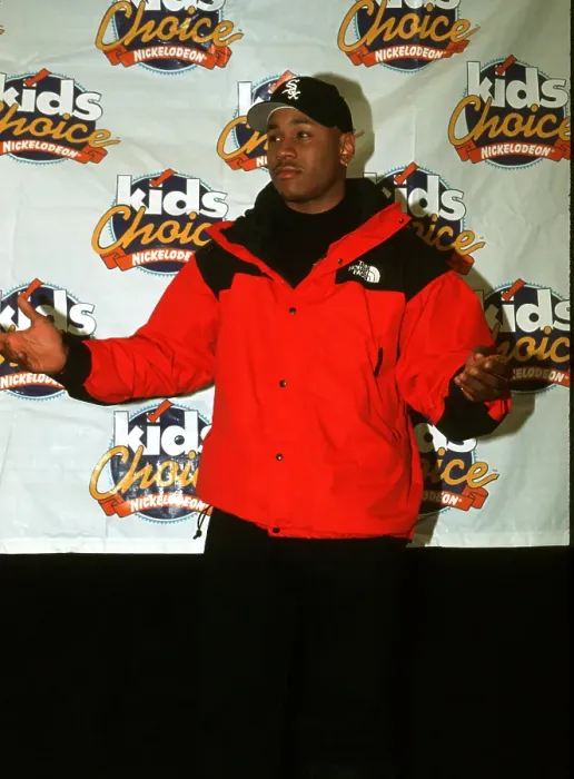Framed Print : LL Cool J at Nickelodeon Kids Choice Awards Framed Print : LL Cool J at Nickelodeon Kids Choice Awards