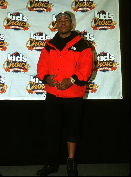 Framed Print : LL Cool J at Nickelodeon Kids Choice Awards Framed Print : LL Cool J at Nickelodeon Kids Choice Awards