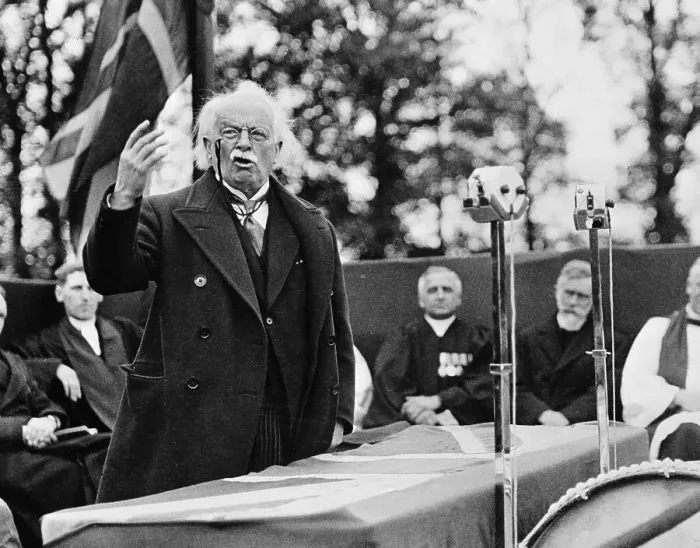 Framed Print : Lloyd George Giving a Speech Framed Print : Lloyd George Giving a Speech