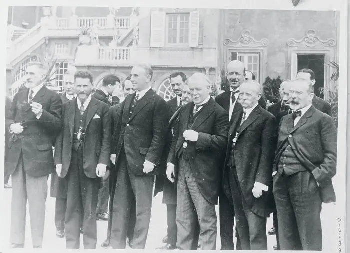 Framed Print : Lloyd George Posing with Colleagues Framed Print : Lloyd George Posing with Colleagues
