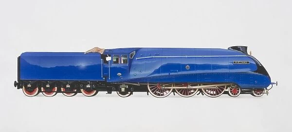 LNER Mallard, blue locomotive, side view