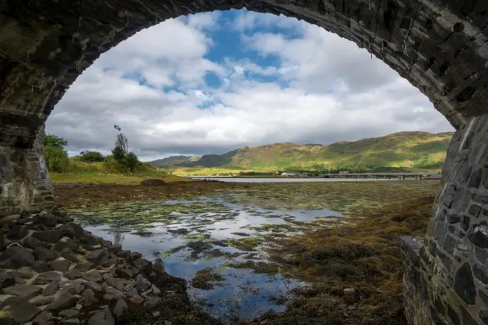 Framed Print : Loch Longs view from the arch of Eilean Donan Framed Print : Loch Longs view from the arch of Eilean Donan