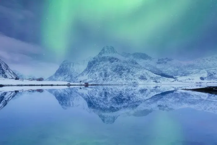 Framed Print : Lofoten Islands, Norway. Aurora Borealis over the lake and landscape mirroring Framed Print : Lofoten Islands, Norway. Aurora Borealis over the lake and landscape mirroring