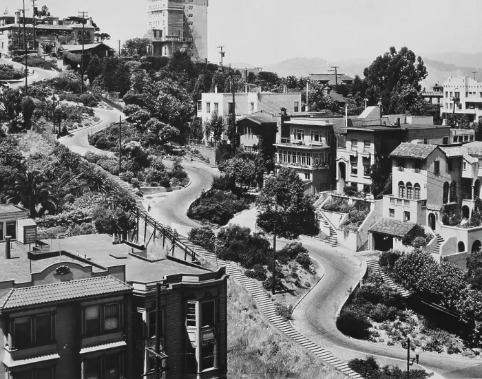 Framed Print : Lombard Street, San Francisco Framed Print : Lombard Street, San Francisco