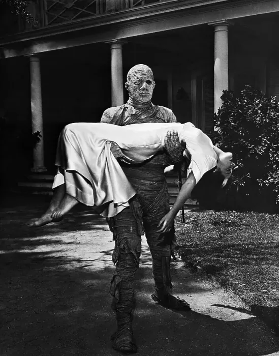 Framed Print : Lon Chaney, Jr. in The Mummy's Ghost