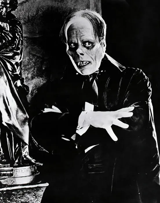 Framed Print : Lon Chaney in Phantom of the Opera Framed Print : Lon Chaney in Phantom of the Opera