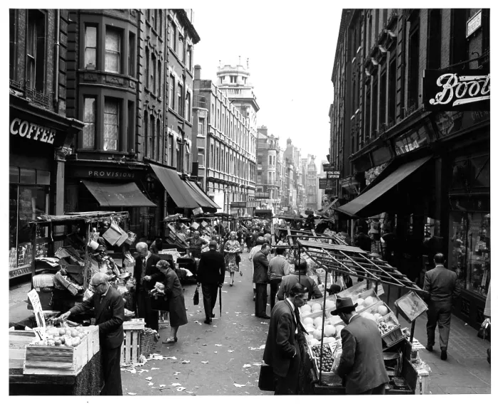 Framed Print : LONDON. A street view in London, England Framed Print : LONDON. A street view in London, England