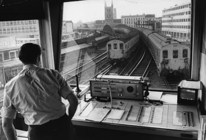 Framed Print : London Bridge Station
