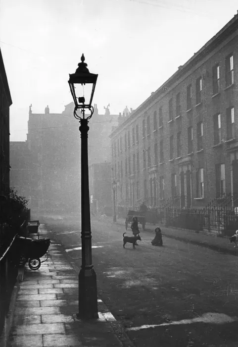 Framed Print : London Streets Framed Print : London Streets