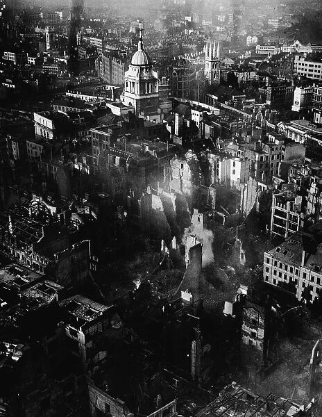Londons Old Bailey View After The Blitz