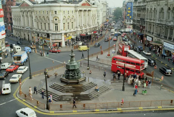 Framed Print : London's Piccadilly Circus Framed Print : London's Piccadilly Circus
