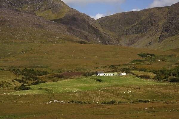 Lone Farmhouse On The Iveragh Peninsula Or Ring Of Kerry