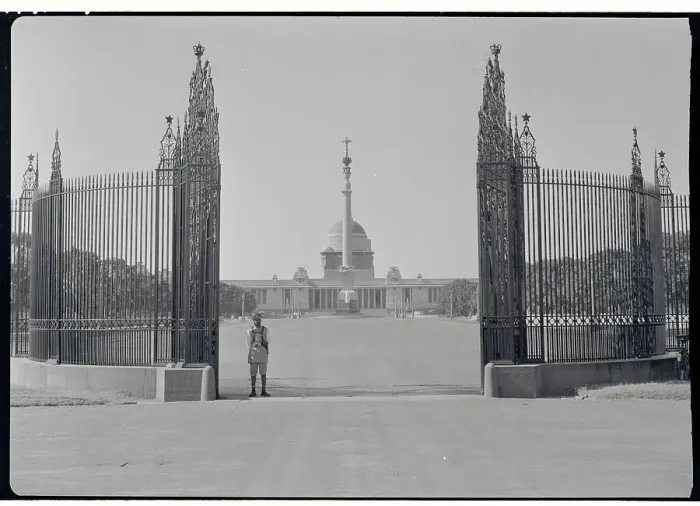 Framed Print : Lone Guard in Front of Viceroy's House Framed Print : Lone Guard in Front of Viceroy's House