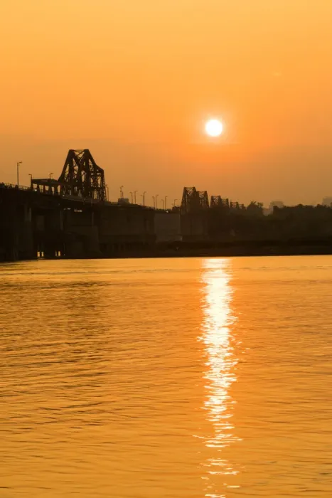 Framed Print : Long Bien Bridge, Sunset, Vertical, Hanoi, Vietnam Framed Print : Long Bien Bridge, Sunset, Vertical, Hanoi, Vietnam