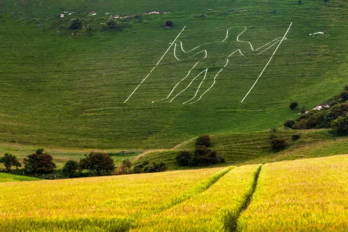 Framed Print : The Long Man of Wilmington, Sussex, England Framed Print : The Long Man of Wilmington, Sussex, England