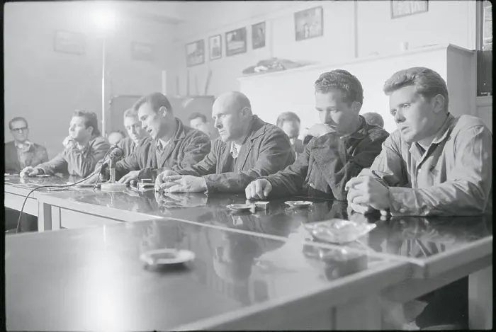 Framed Print : Lonnie Hancock, Richard Dornack, Lennie Buttram, Billy Rae Bowling, Alvin Dow, and Jimmy Ennis Framed Print : Lonnie Hancock, Richard Dornack, Lennie Buttram, Billy Rae Bowling, Alvin Dow, and Jimmy Ennis