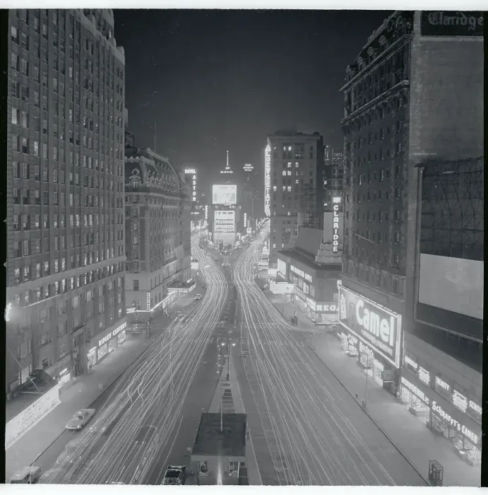 Framed Print : Looking North on Broadway from Times Square Framed Print : Looking North on Broadway from Times Square