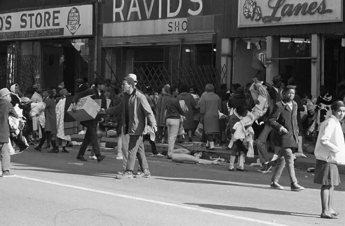 Framed Print : Looters Stealing Goods From Stores