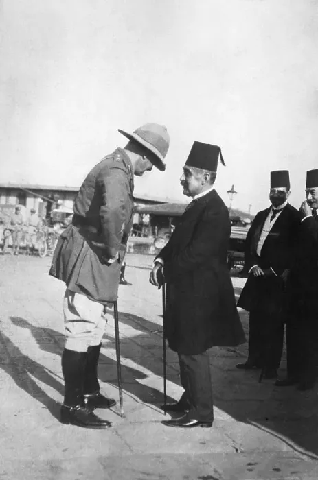 Framed Print : Lord Allenby & Egypt Prime Minister Talk Framed Print : Lord Allenby & Egypt Prime Minister Talk