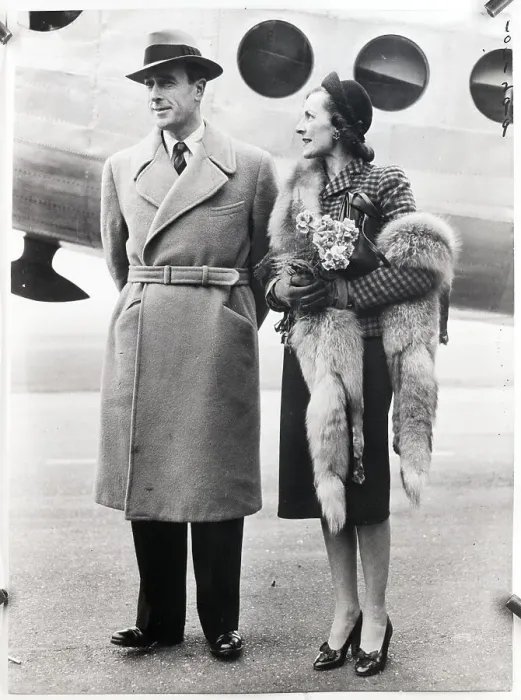 Framed Print : Lord Louis Mountbatten with Lady Mountbatten