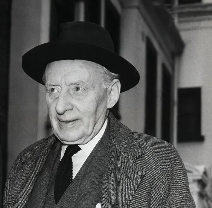 Framed Print : Lord Moran Visiting Winston Churchill