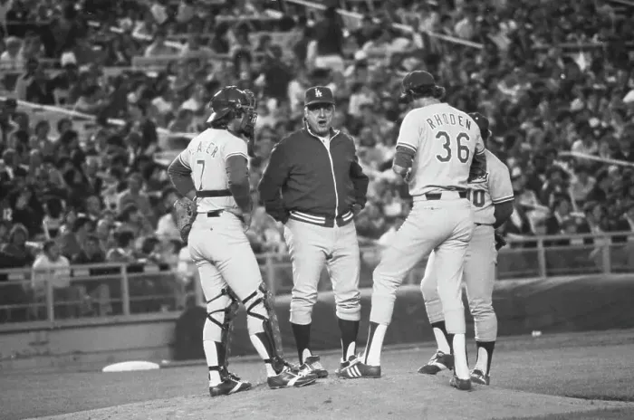 Framed Print : Los Angles Dodgers v. New York Mets Action Framed Print : Los Angles Dodgers v. New York Mets Action