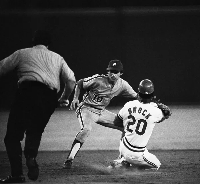 Framed Print : Lou Brock Breaks Stolen Bases Record Framed Print : Lou Brock Breaks Stolen Bases Record