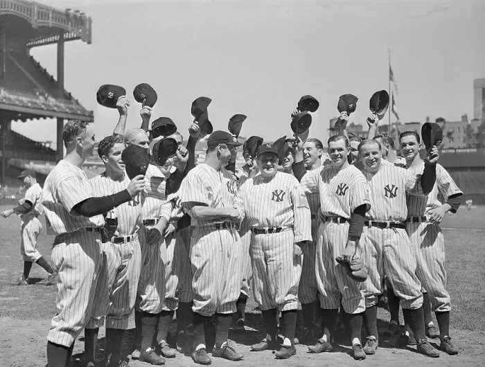 Framed Print : Lou Gehrig Getting Cheers from Yankees for 2000th Game Framed Print : Lou Gehrig Getting Cheers from Yankees for 2000th Game