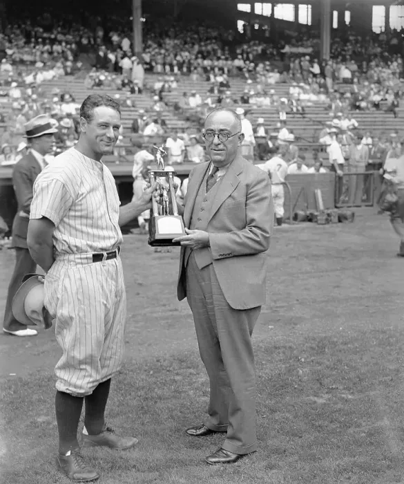 Framed Print : Lou Gehrig Receiving Trophy Framed Print : Lou Gehrig Receiving Trophy