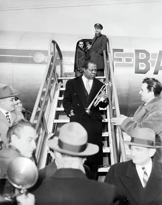 Framed Print : Louis Armstrong on Airplane Steps with Trumpet Framed Print : Louis Armstrong on Airplane Steps with Trumpet