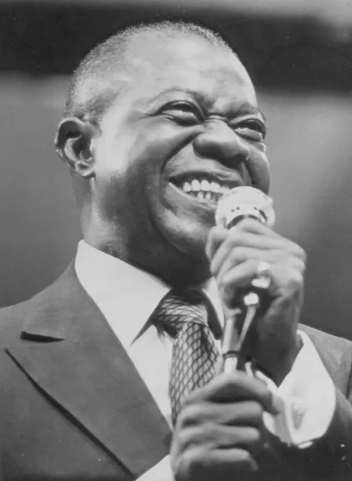 Framed Print : Louis Armstrong Singing with Microphone Framed Print : Louis Armstrong Singing with Microphone