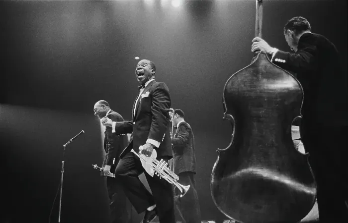 Framed Print : Louis Armstrong On Stage Framed Print : Louis Armstrong On Stage