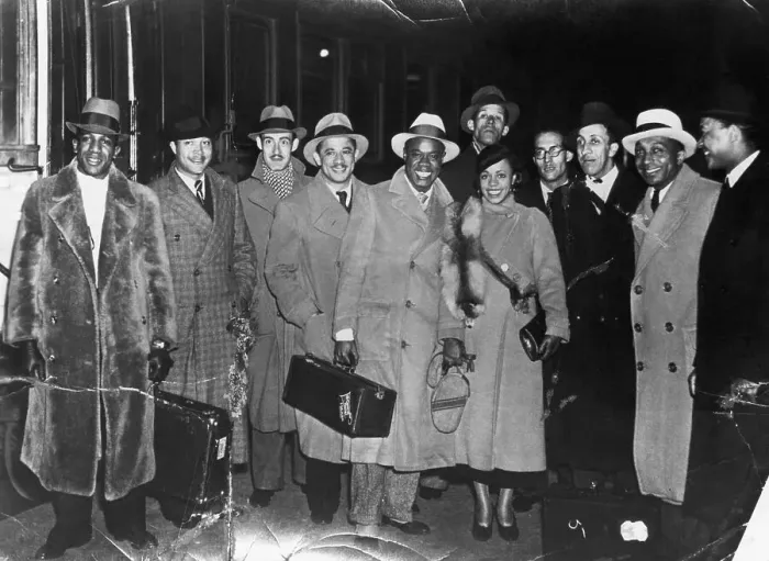 Framed Print : Louis Armstrong Stands With His Band Framed Print : Louis Armstrong Stands With His Band