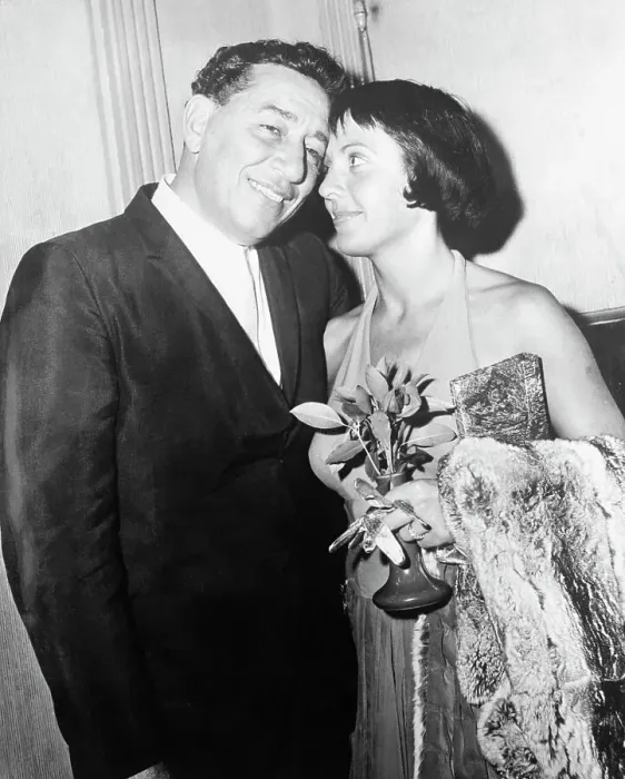 Framed Print : Louis Prima Posing with wife Keely Smith Framed Print : Louis Prima Posing with wife Keely Smith