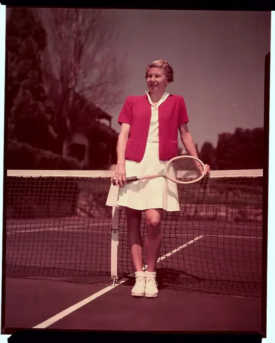 Framed Print : Louise Brough Posing in Tennis Outfit on Court Framed Print : Louise Brough Posing in Tennis Outfit on Court