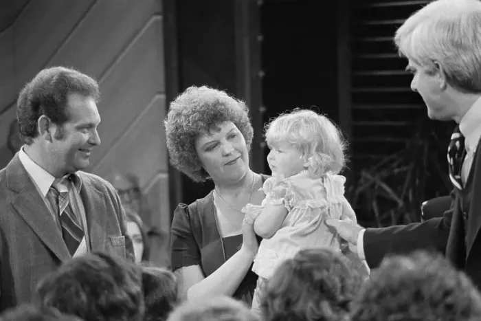 : Louise Brown on The Phil Donahue Show : Louise Brown on The Phil Donahue Show