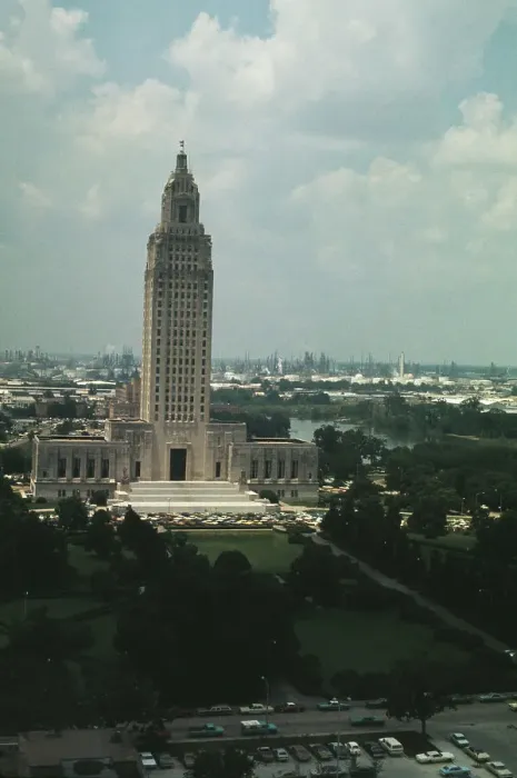 Framed Print : Louisiana State Capitol Building Framed Print : Louisiana State Capitol Building